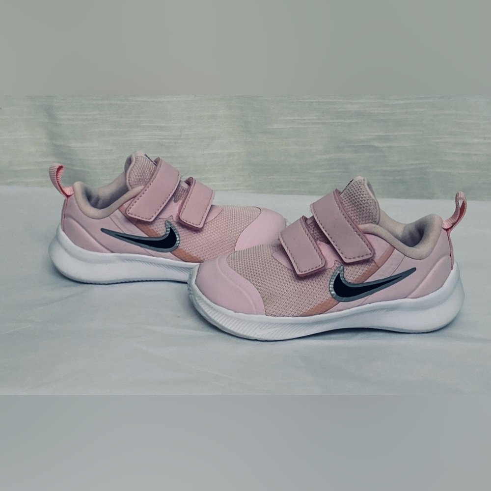 Nike Star Runner 3 Infant Kids Pink Velcro Athletic Sneakers
